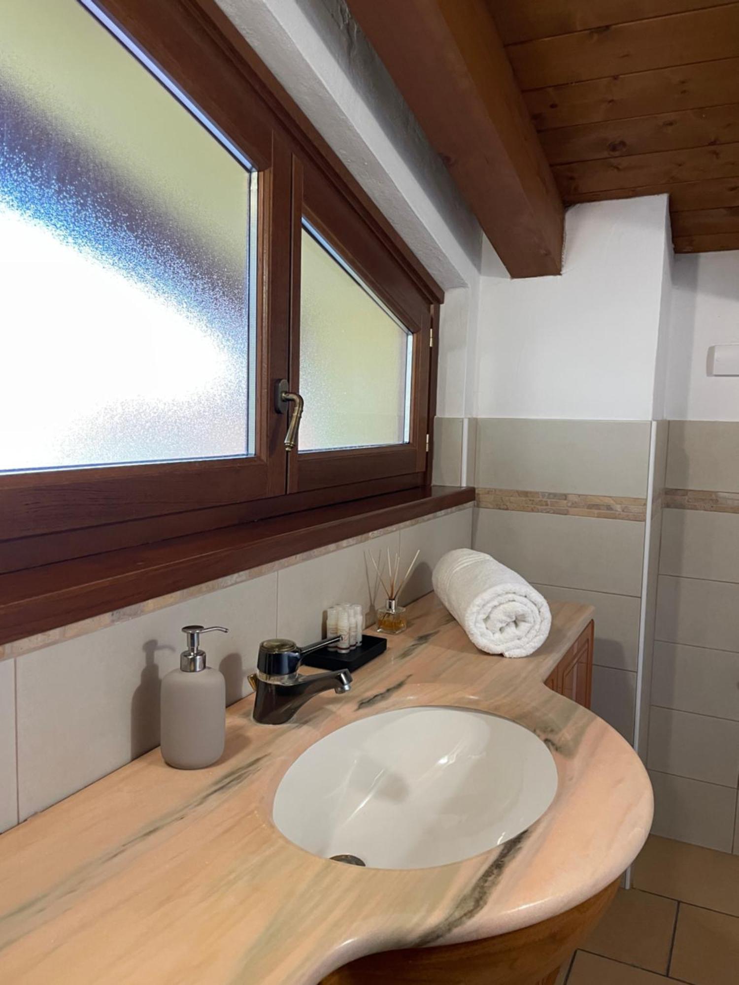Vila Nema Mossa Exteriér fotografie